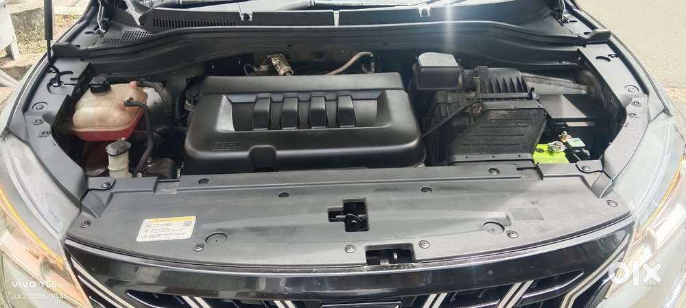Mahindra Xuv700 Ax 3 Diesel Mt 7 Str (e), 2023, Diesel