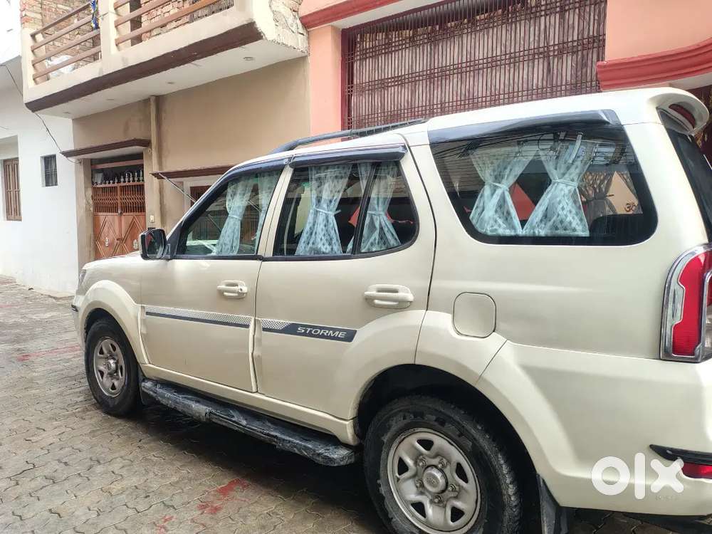 Tata Safari Storme 2016 Diesel Well Maintained