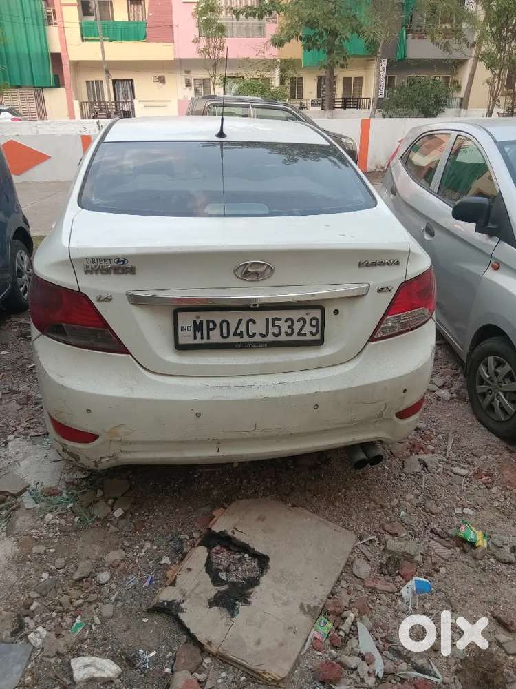 Hyundai Verna 2012
