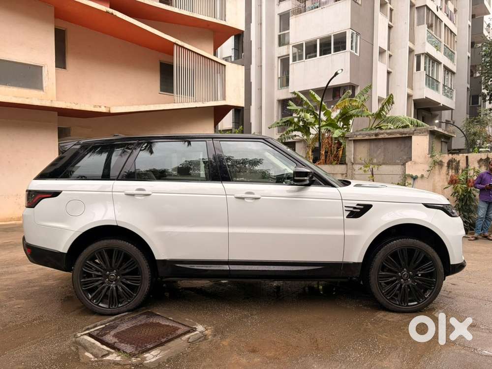 Land Rover Range Rover Sport 2021 Petrol Well Maintained
