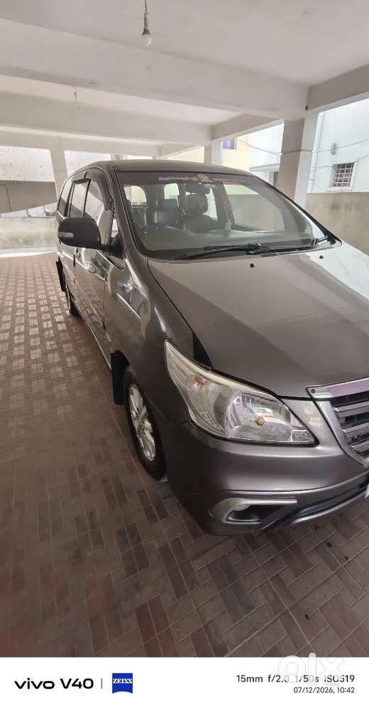 Toyota Innova Vx 2012