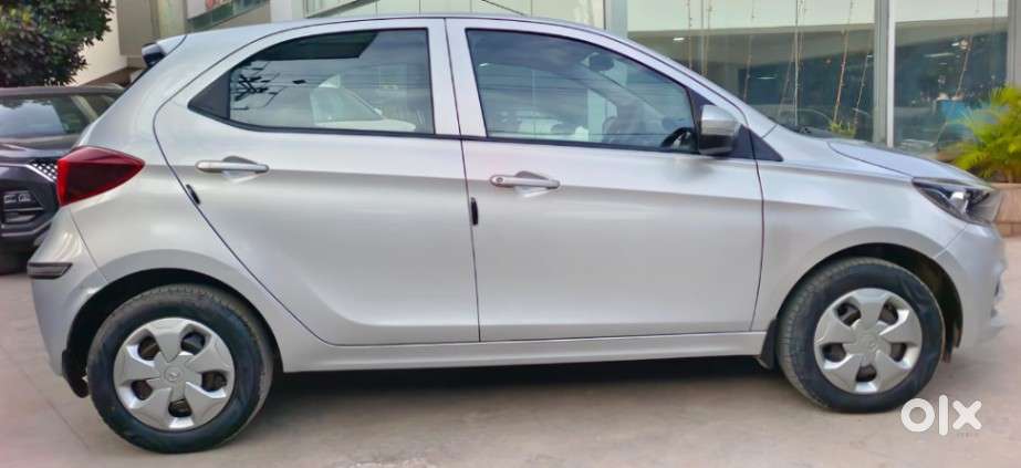 Tata Tiago 1.2 Revotron Xt, 2020, Petrol