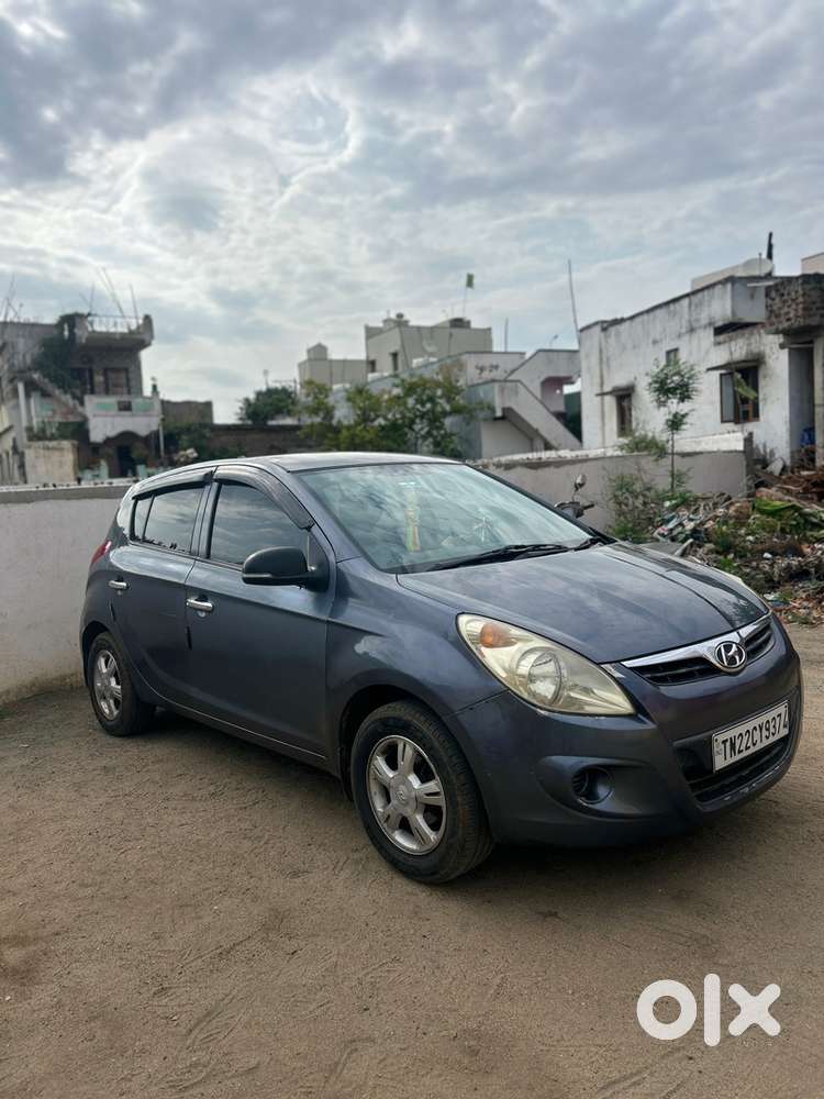 Hyundai Car Manual 2011 Year
