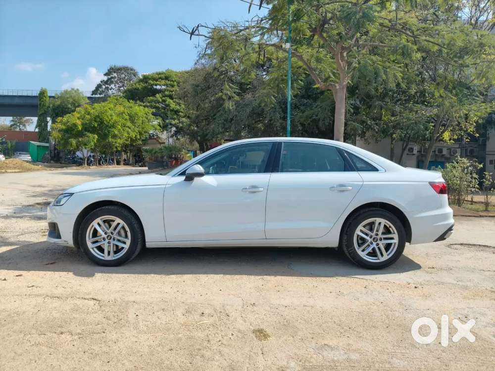Audi A4 2.0 Premium Plus 40 Tfsi, 2024, Petrol