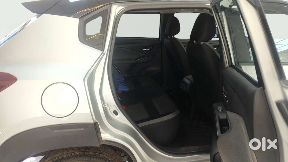 Nissan Magnite 1.0 Xl, 2025, Petrol