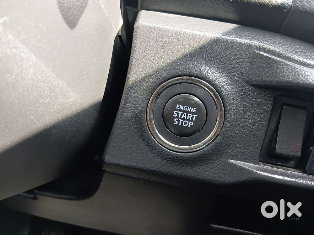 Maruti Suzuki Brezza 1.5 Vxi Smart Hybrid, 2020, Petrol