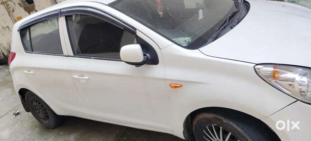 Hyundai I20 Asta 2011 2030 Km
