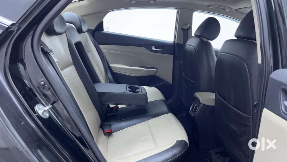 Hyundai Verna 1.5 Sx (o) Vtvt Ivt, 2022, Petrol