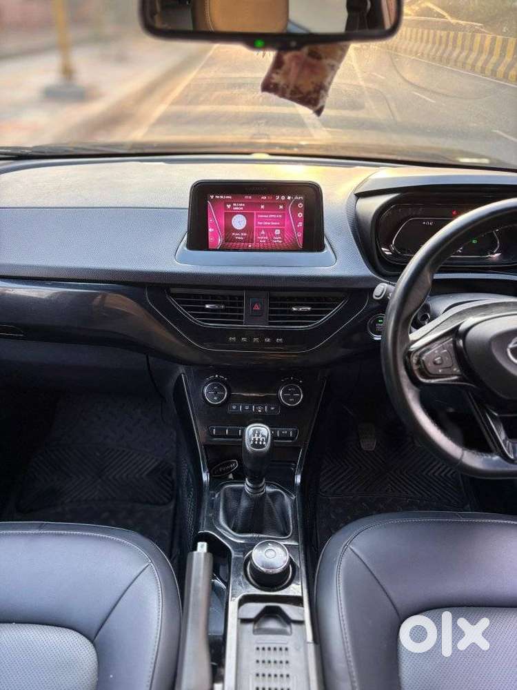 Tata Nexon 1.5 Revotorq Xz Plus Dual Tone, 2023, Petrol