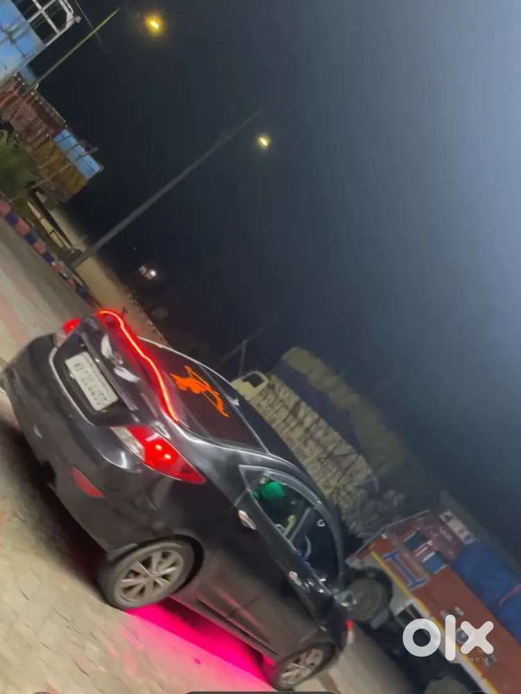 Hyundai Verna 2013 Diesel Manual ..top Model