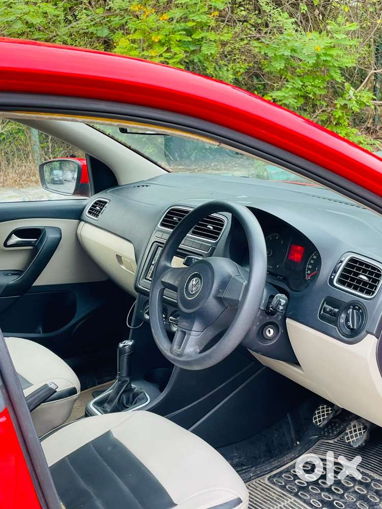 Volkswagen Polo Highline 1.6l Petrol, 2011, Petrol