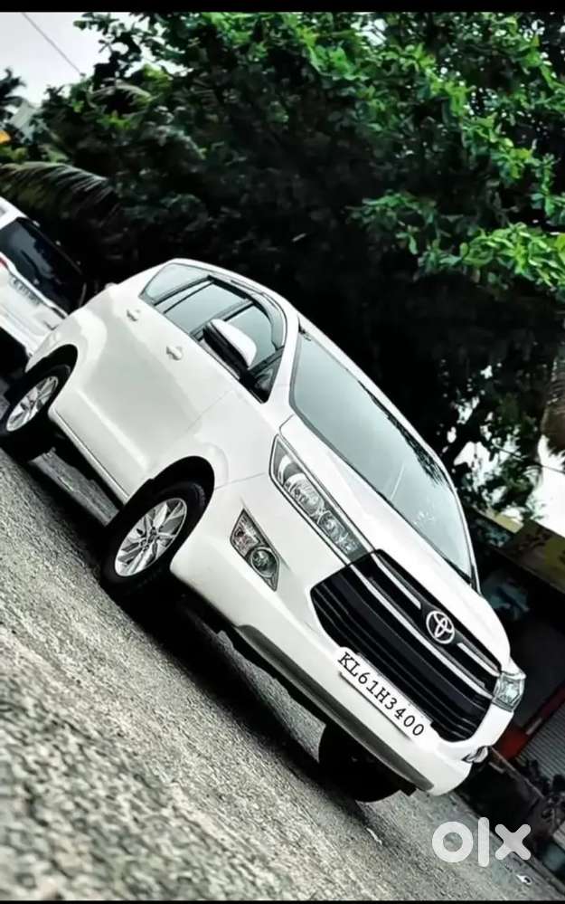 Toyota Innova Crysta 2019 Diesel 178000 Km Driven