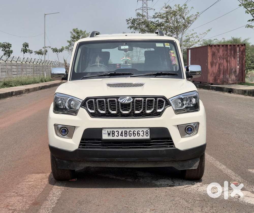 Mahindra Scorpio S5, 2018