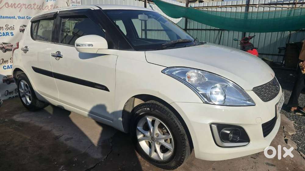 Maruti Suzuki Swift Vxi + Manual, 2017, Petrol