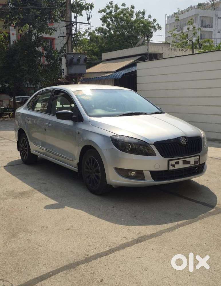 Skoda Rapid 2013-2016 1.5 Tdi At Elegance, 2015, Diesel