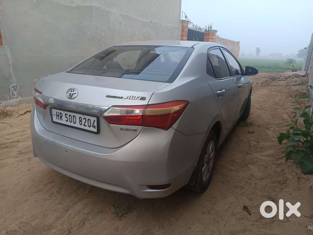 Toyota Corolla Altis 2014