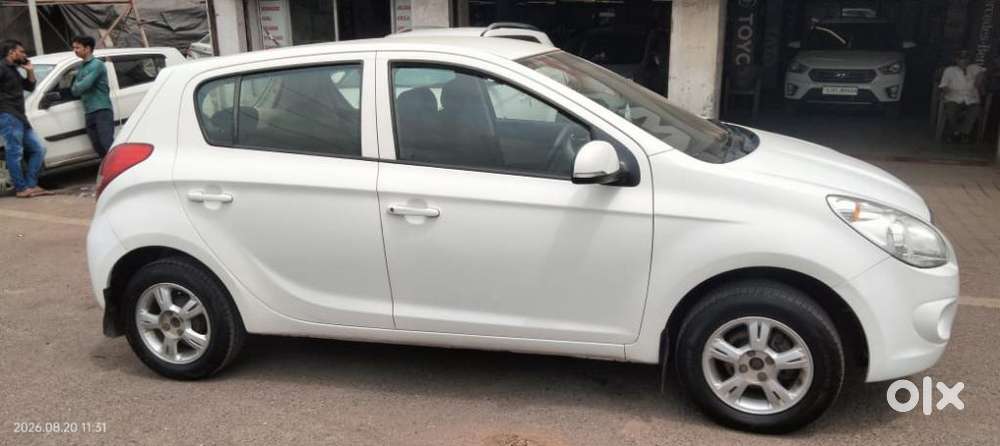 Hyundai I20 1.2 Asta, 2010, Cng & Hybrids
