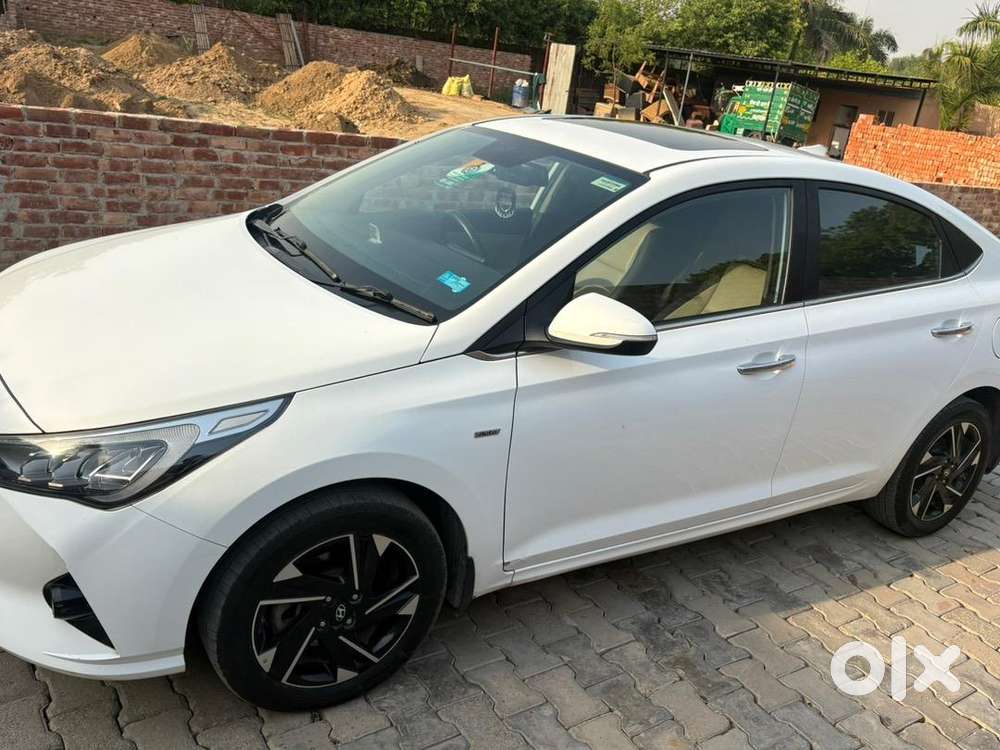 Hyundai Verna 2022 Diesel Well Maintained