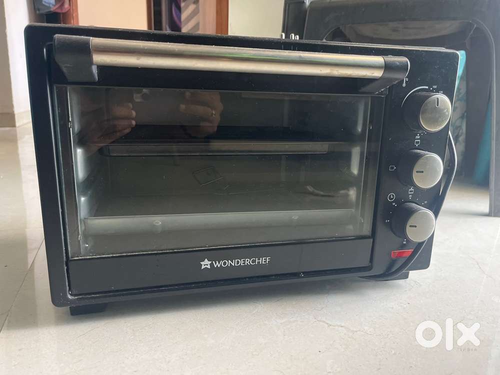 Wonderchef OTG Oven and     V.V. Lakshmi mixer/grinder
