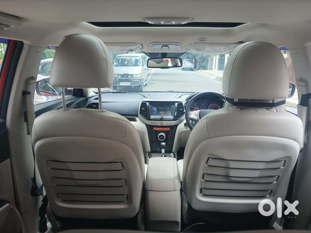 Mahindra Xuv300 W8 Option, 2022, Petrol
