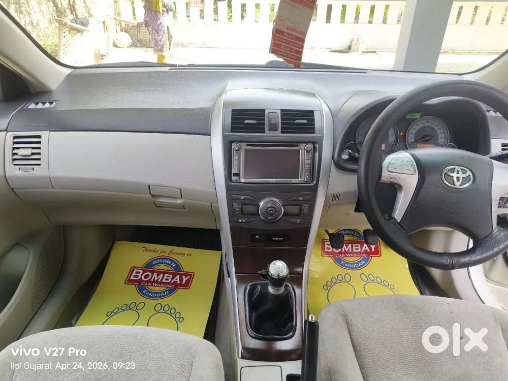 Toyota Corolla Altis 2011 Petrol 106000 Km Driven Second Owner