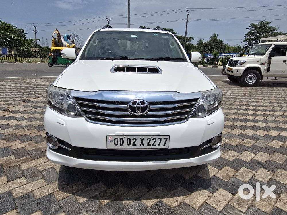 Toyota Fortuner 4x2 Mt 2.8 Diesel, 2015, Diesel