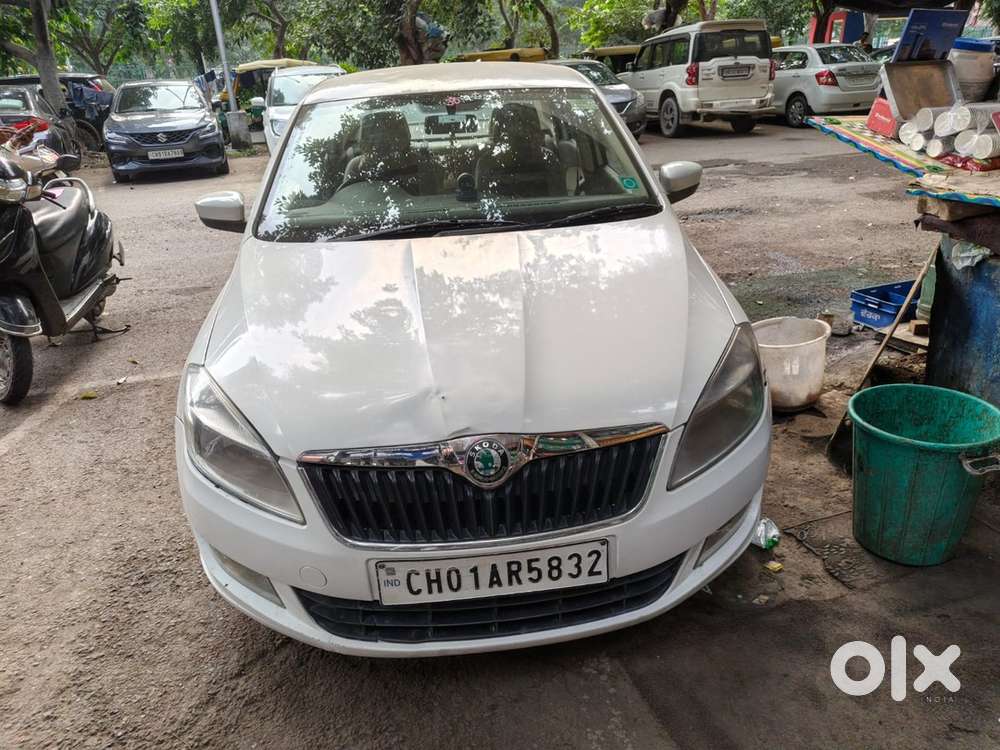 Skoda Rapid Elegance 2013