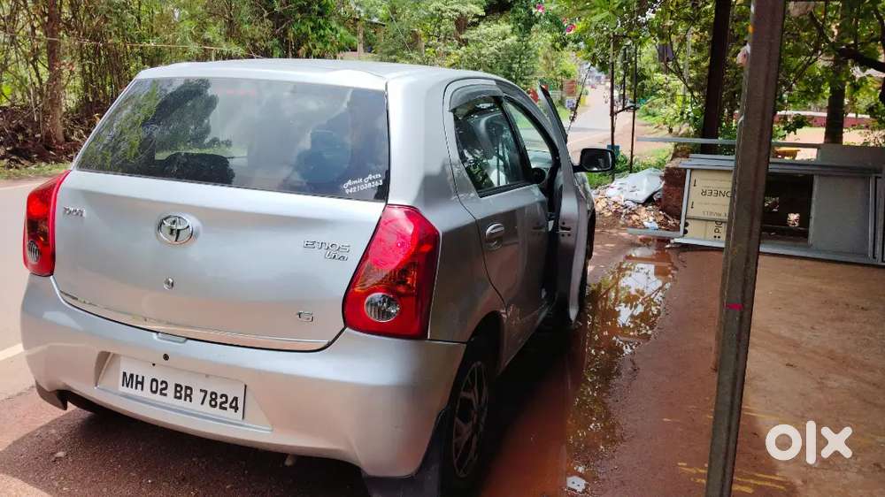 Toyota Etios Liva 2011