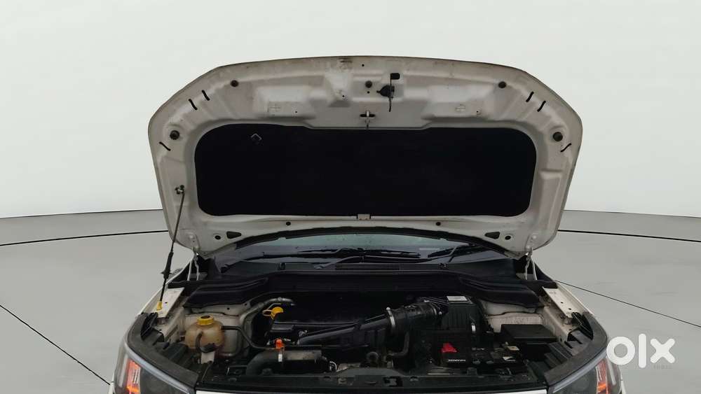 Mahindra Xuv300 W8 Option, 2022, Petrol