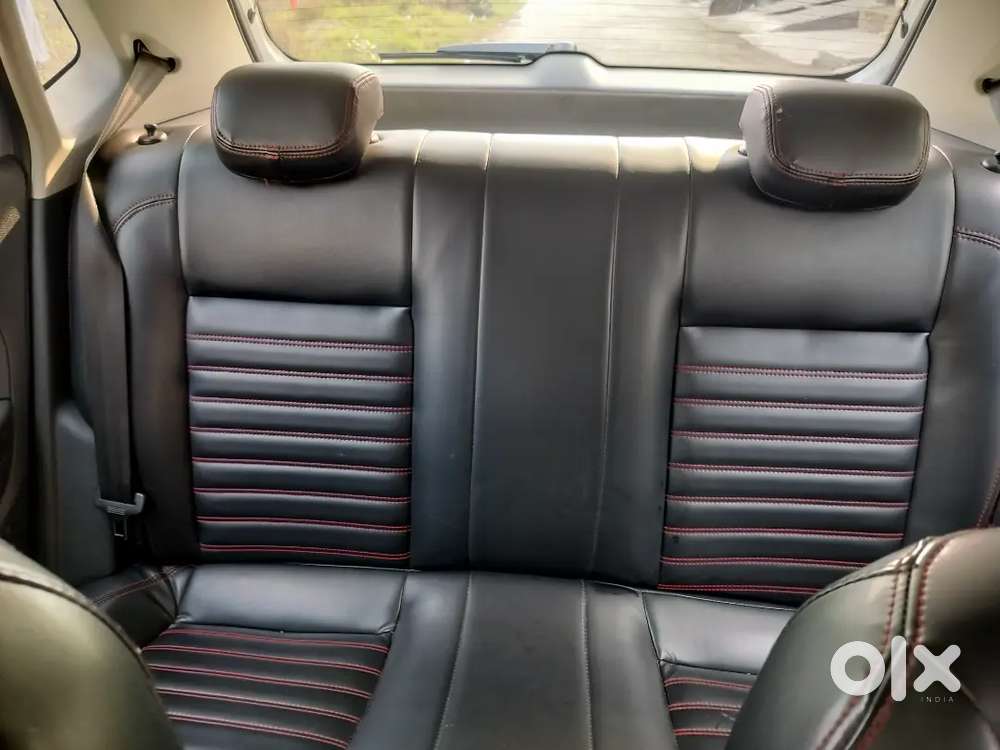 Gadi Bilkul Saaf Hai Single Hand Hai