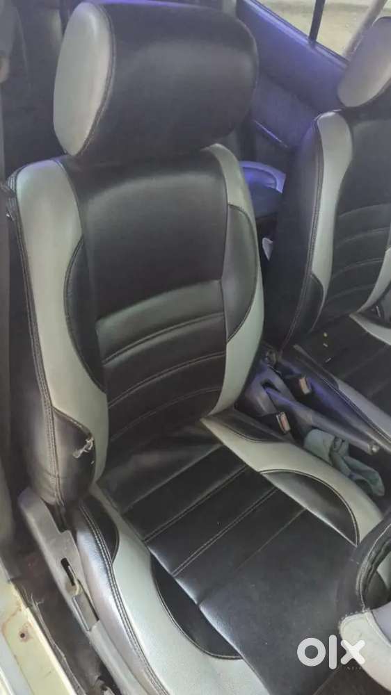 Maruti Suzuki Esteem Lpg 1999