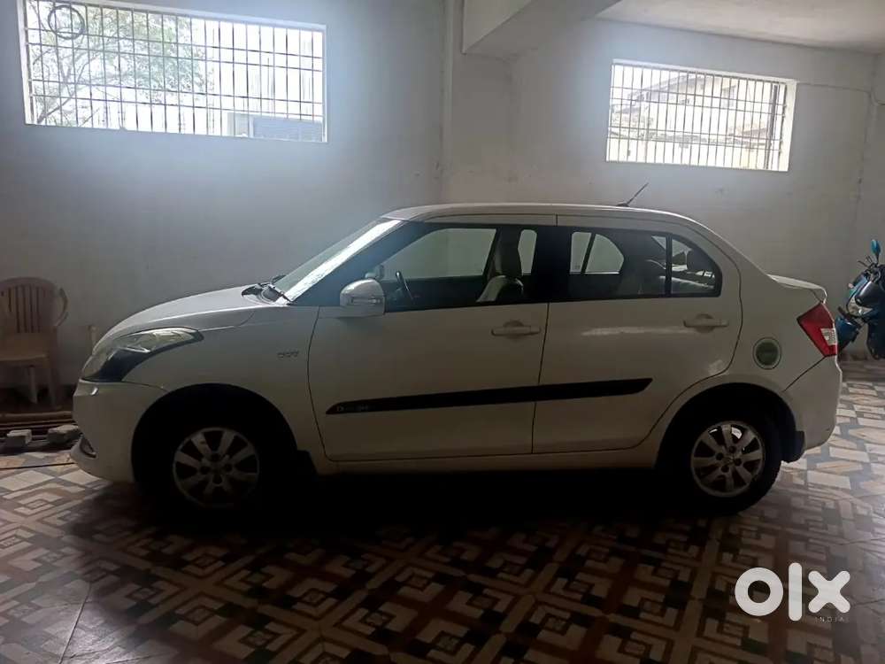 Maruti Suzuki Swift Dzire 2016 Petrol 118702 Km Driven