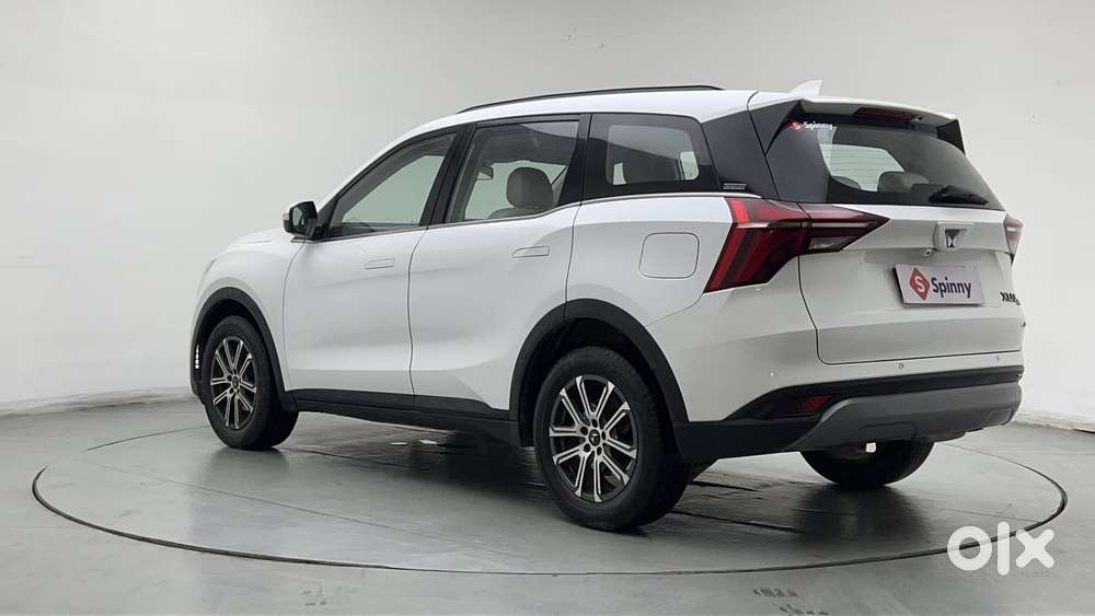 Mahindra Xuv700 2.0 Ax 7 Petrol At Str, 2024, Petrol
