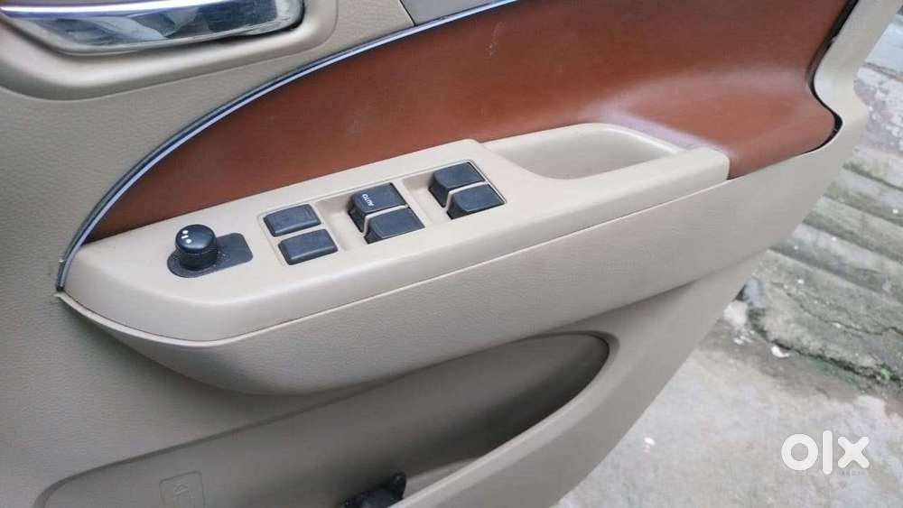 Maruti Suzuki Ertiga 1.5 Vxi, 2013, Cng & Hybrids