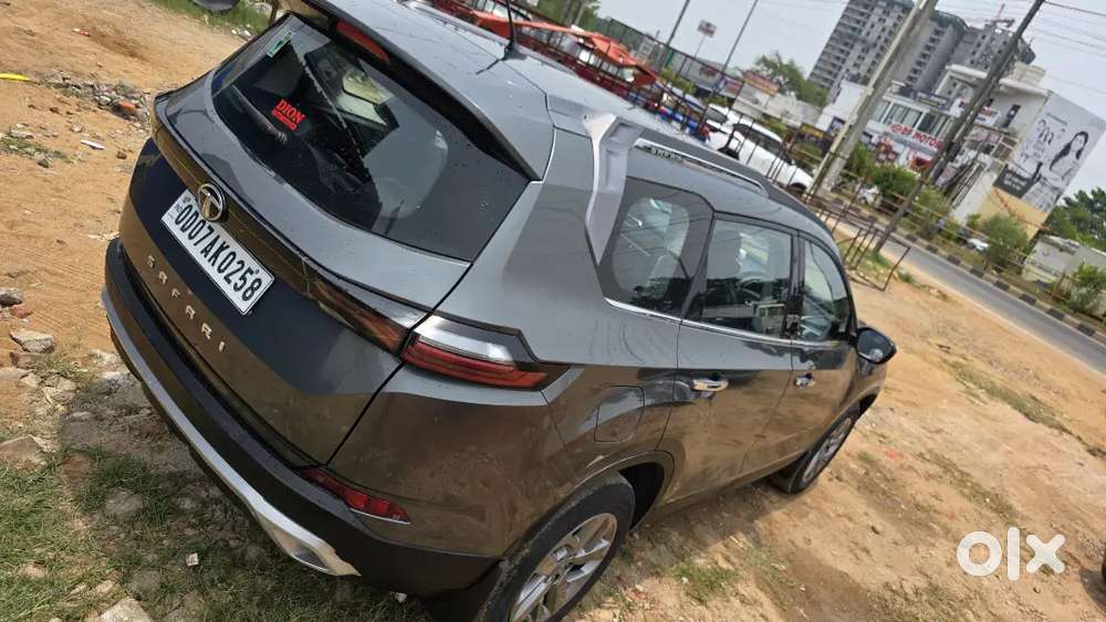 Tata Safari 2021 Xt Plus
