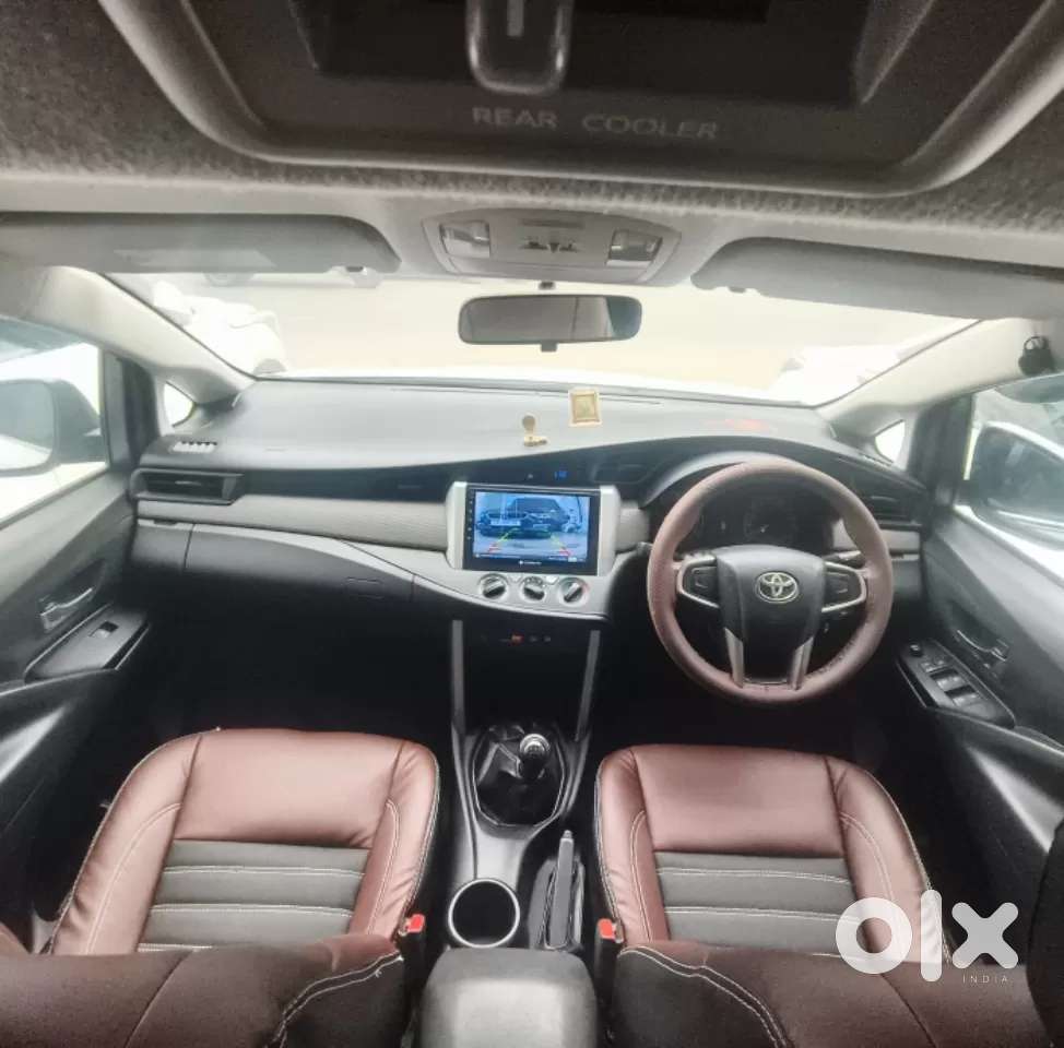 Toyota Innova Crysta 2.4 G Mt 7 Str, 2017, Diesel