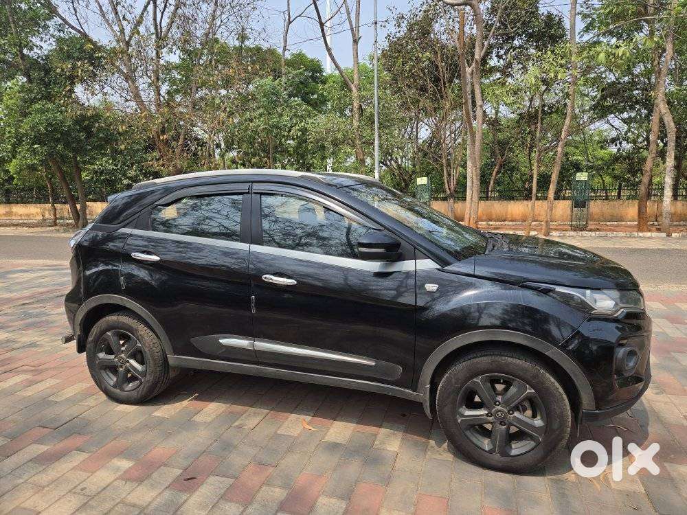 Tata Nexon 1.2 Revotron Xz Plus, 2022, Petrol