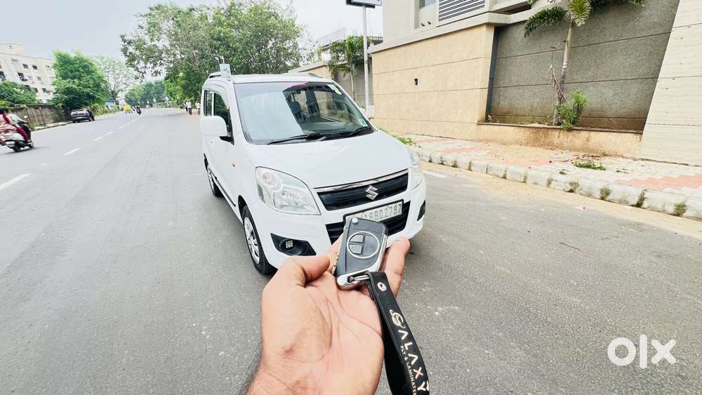 Maruti Suzuki Wagon R 1.0 Vxi Cng, 2015, Cng & Hybrids