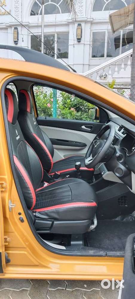 Renault Triber Rxz, 2019, Petrol