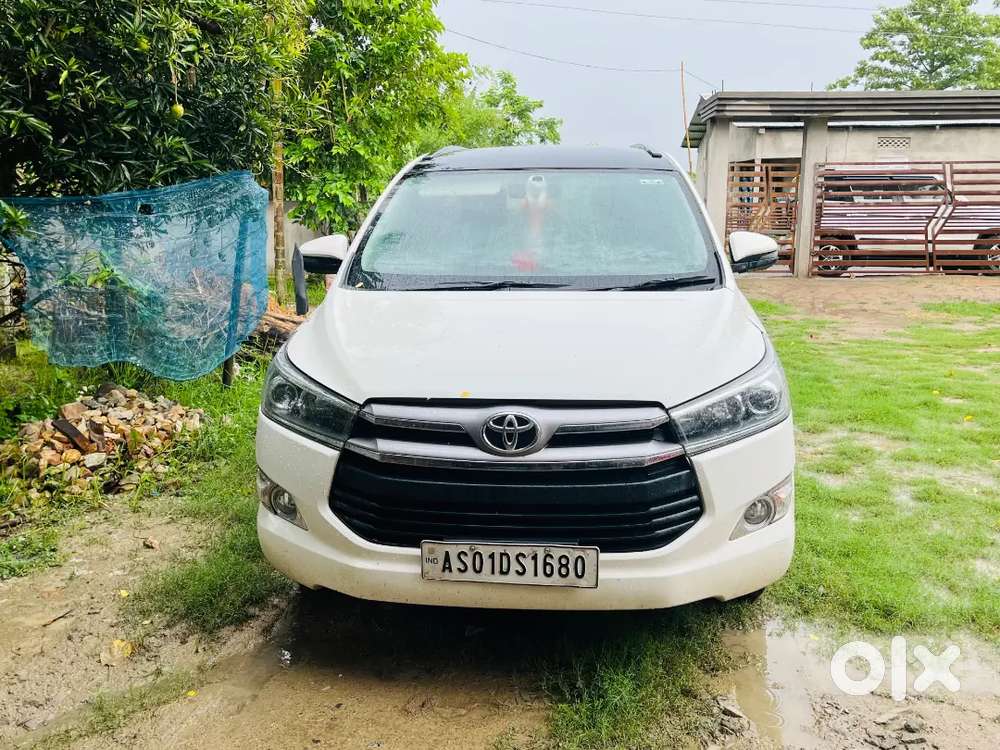 Toyota Innova Crysta 2018 Diesel Well Maintained