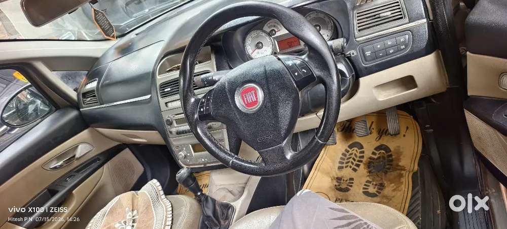 Fiat Linea 2012 Car
