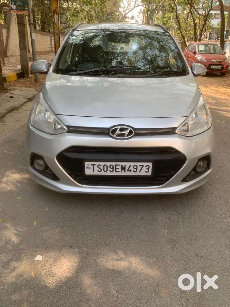 Hyundai Grand I10 Asta Option, 2016, Petrol
