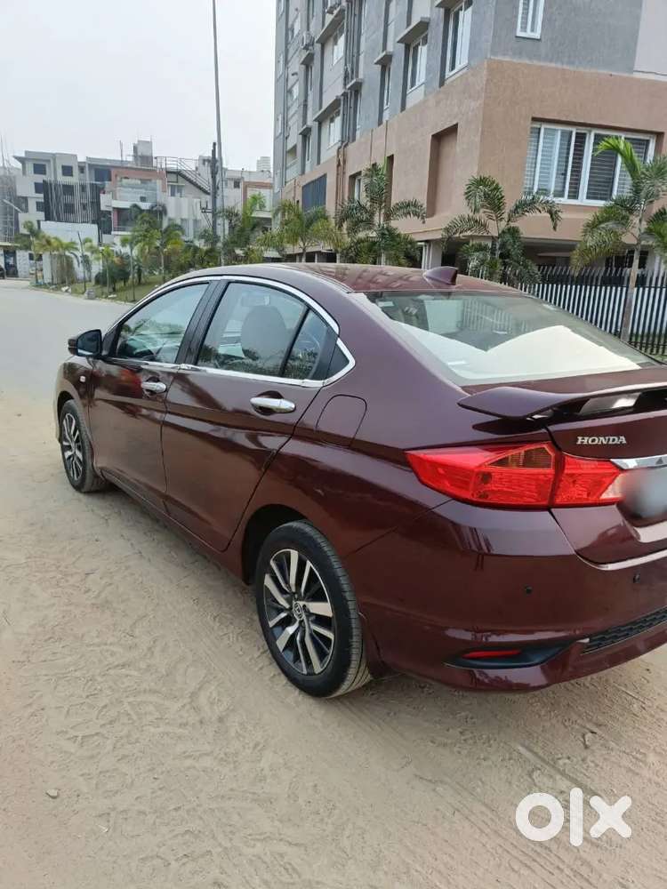 Honda City Zx Cvt 2017 In Very Good Condition