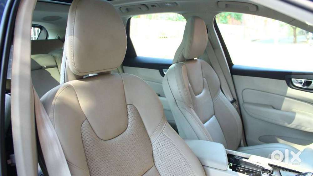Volvo Xc60 Inscription, 2025, Petrol