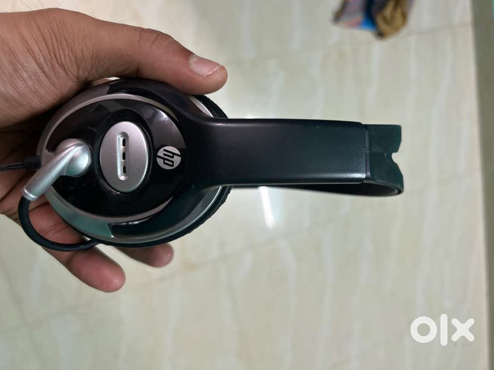 HP wired Headphone