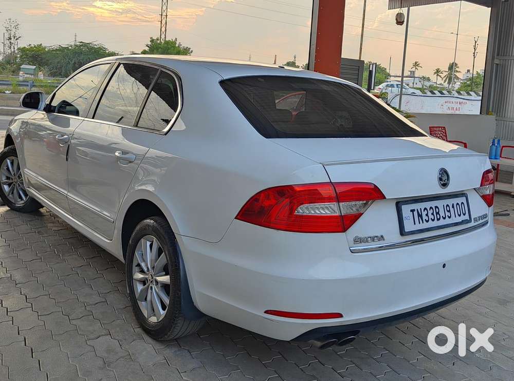 Skoda Superb 2.5 Elegance Tdi At, 2015, Diesel