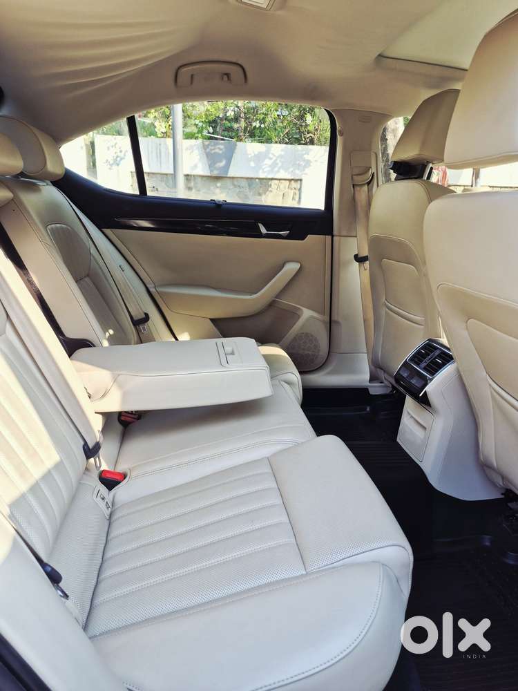 Skoda Superb 2.0 L&k Tsi At, 2018, Petrol