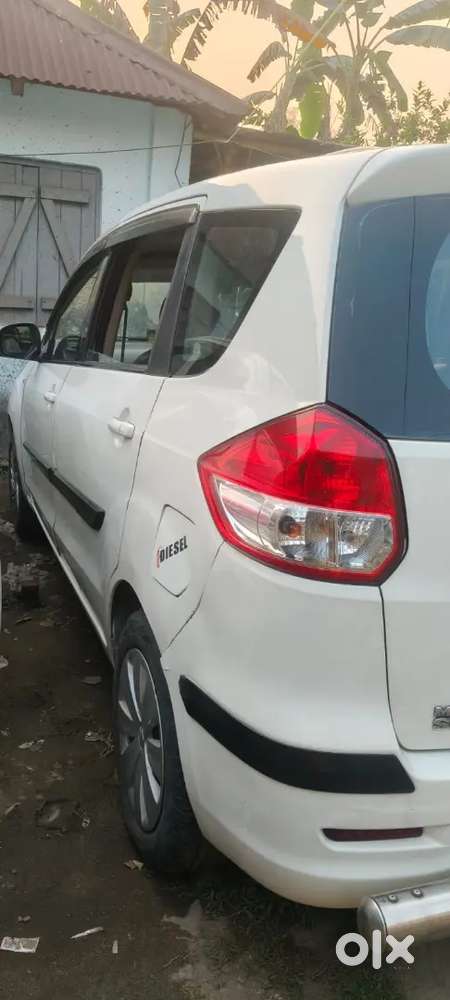 Maruti Suzuki Ertiga 2012 Diesel 230000 Km Driven