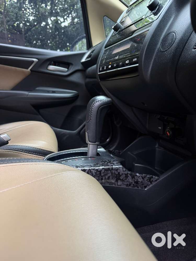 Honda Jazz Petrol Automatic 2015