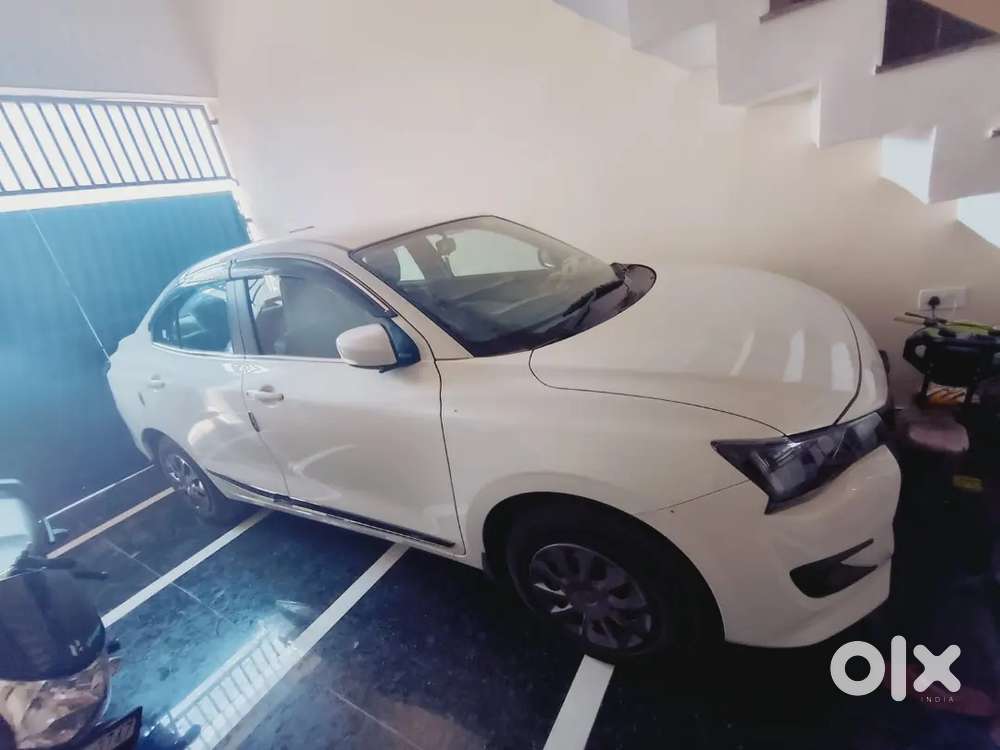 Maruti Suzuki Swift Dzire Vxi Petrol Variant